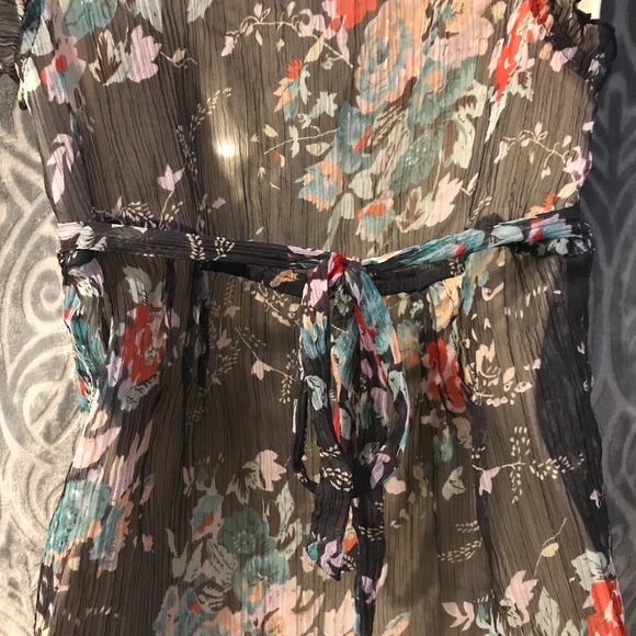 Aldo trevi black sheer flirty and floral top - Picture 6 of 7